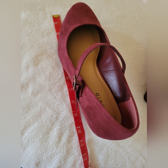 Torrid Burgandy Suede Mary Jane Platform Wedge Heels Size 10W Brand New with box - Picture 6 of 16